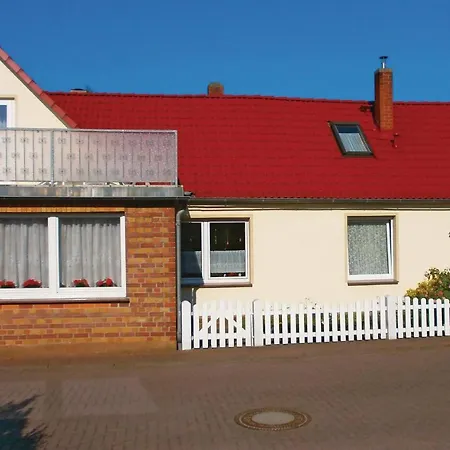 Front Elmenhorst/Lichtenhagen